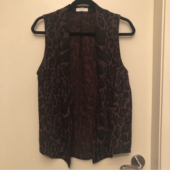 **nwot** Aritzia Babaton Sleeveless Power Blouse NWT Babaton - Picture 5 of 7